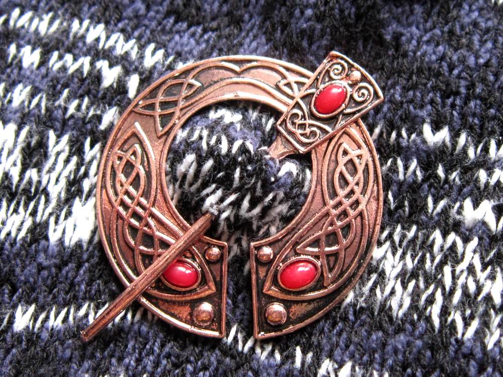 Antique Copper Celtic Penannular Brooch - Image 3